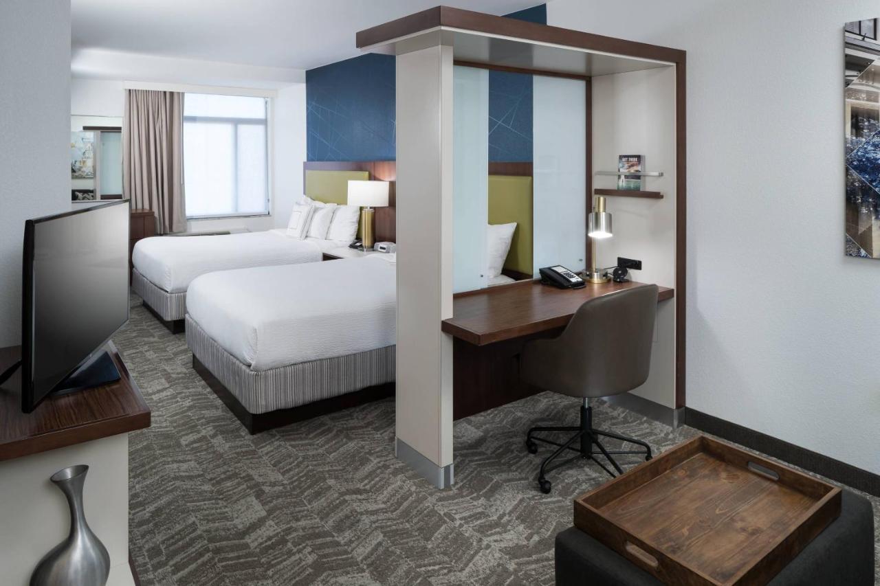 Springhill Southwest Hotel