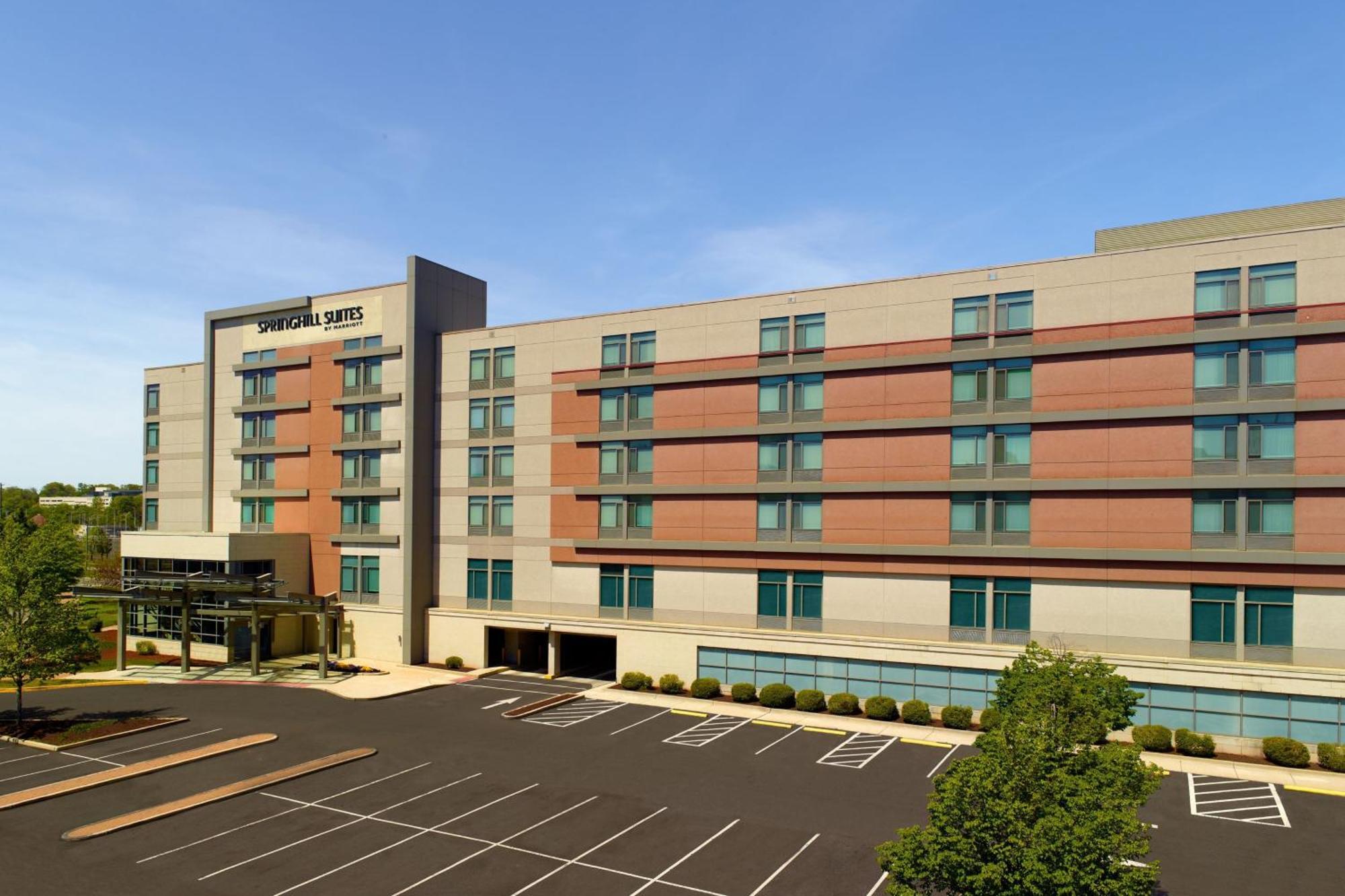Springhill Southwest Hotel